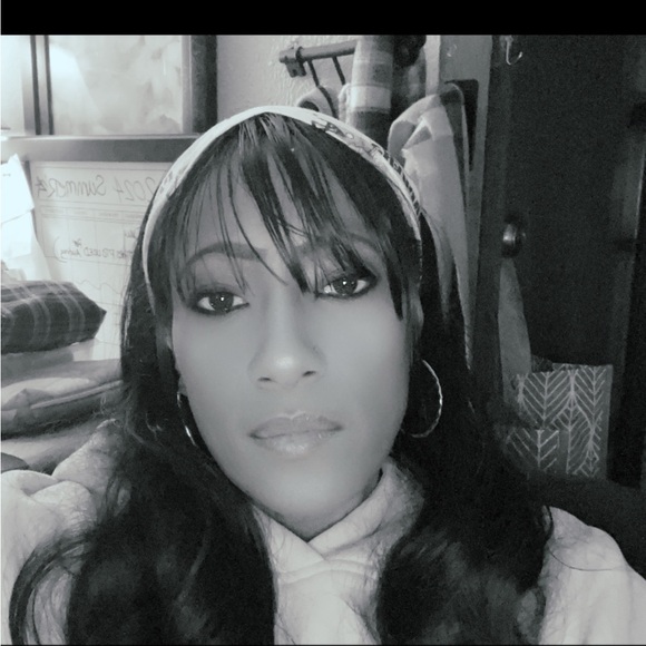 Meet your Posher, Tanya - Picture 5 of 16